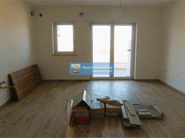 APPARTAMENTO 2 CAMERE 2 BAGNI TERRAZZO VIVIBILE