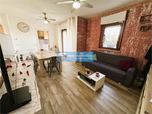 APPARTAMENTO CON GIARDINO PRIVATO E BOX AUTO